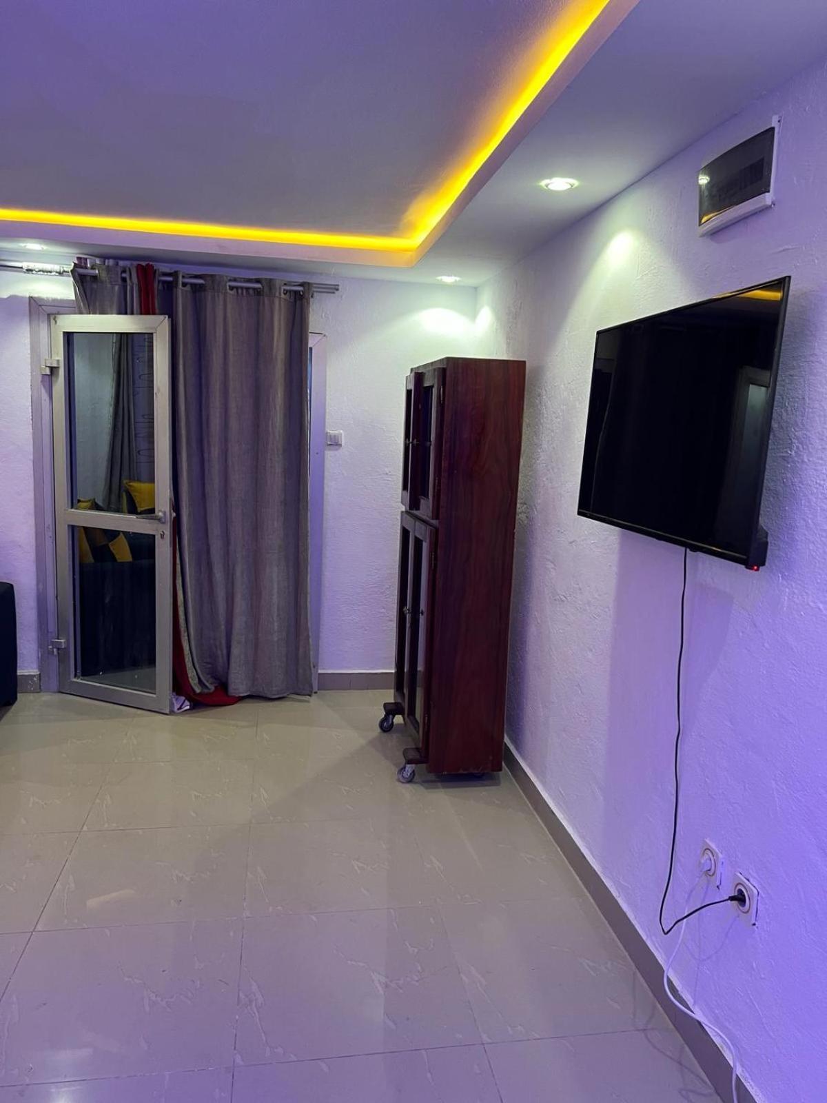 Apex Guest Facility Apartment Buea Bagian luar foto